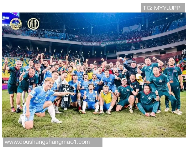 国足与韩国激战回放精彩瞬间全解析与赛后点评